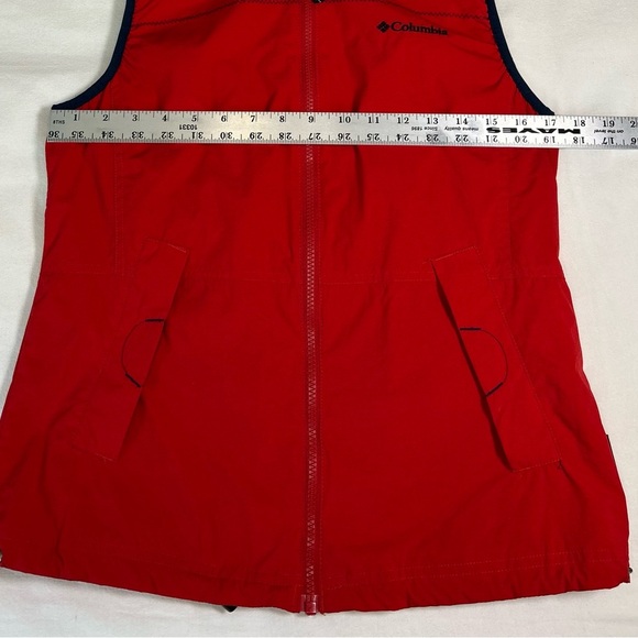 Columbia Women’s Red Hooded Vest Size Small – Outdoor Hiking Utility Zip Pockets - Picture 6 of 11